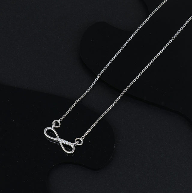 CHAIN NECKLACE